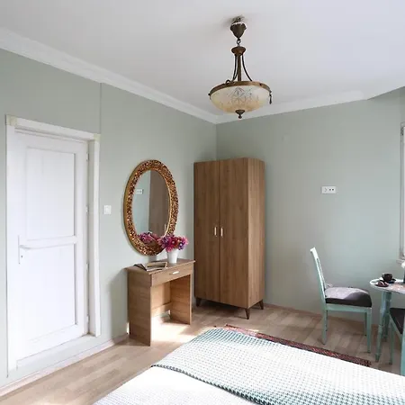 Sofia Corner Apart-hotel 3*