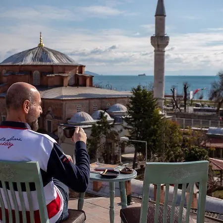 Apart-hotel Sofia Corner 3*