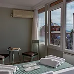 Sofia Corner