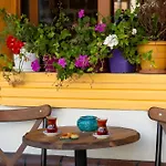 Sofia Corner شقة فندقية