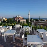 Sofia Corner شقة فندقية