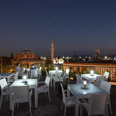 Sofia Corner מלון דירות