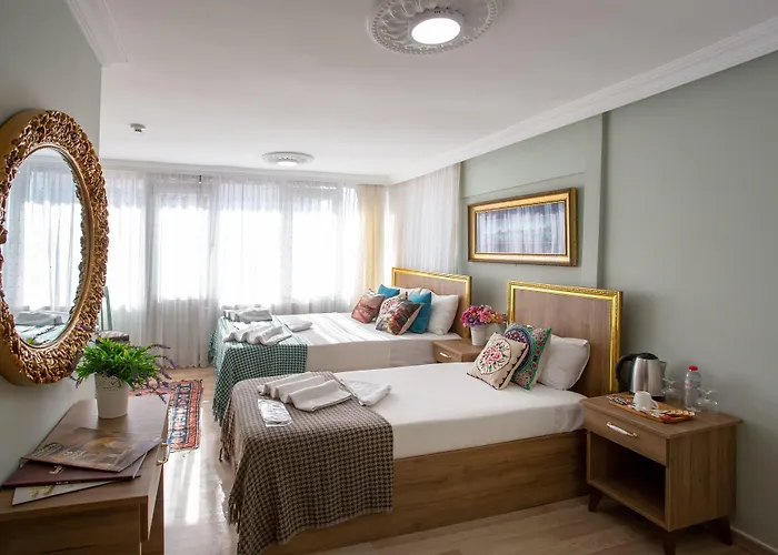Sofia Corner 3*