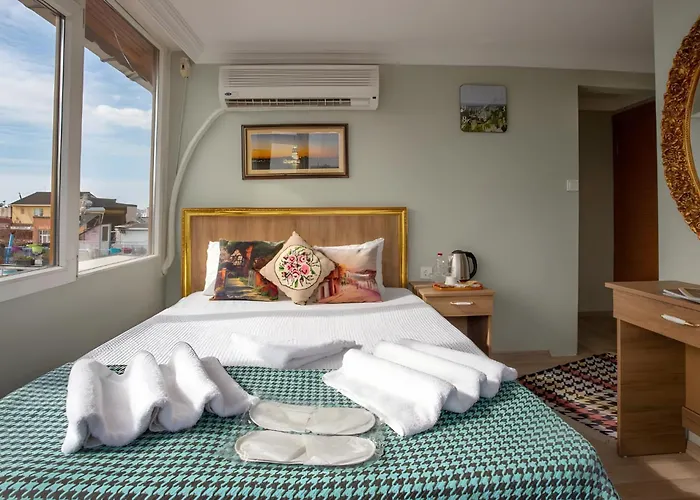 Sofia Corner Aparthotel 3*