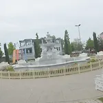Sofia Corner